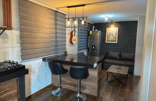Chimborazo Province Apartment | Casa completa con patio y garage privado, cocina completa y todo lo que necesitas para tu viaje