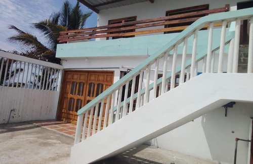 Crucita House | Casa completa en Crucita, Los Ranchos