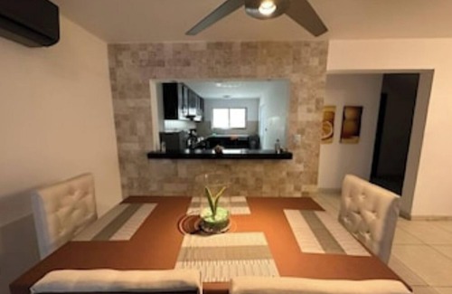 Tuxtla Gutierrez House | Casa Completa Climatizada, Cercana a Plazas Comerciales y Parqaues Recreativos