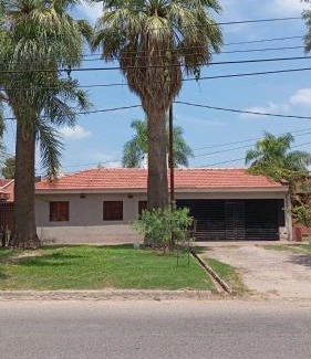 La Banda House | Casa con asador y Garaje a 5 minutos del estadio La Banda Santiago del Estero
