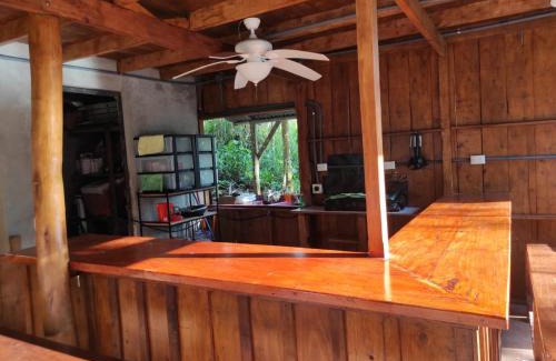 Piedades Norte Ski Chalet | CASA CON PISCINA Montañas de San Ramón