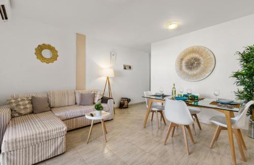 Playa Honda Apartment | Casa Conchita. Relax, diversión y playa.