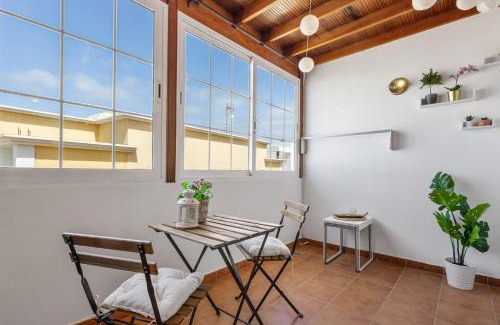 Playa Honda Apartment | Casa Conchita. Relax, diversión y playa.