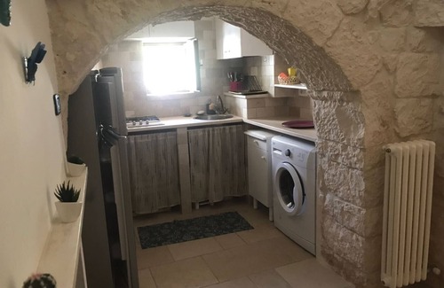Cisternino House | Casa conica - the trulli of Mario