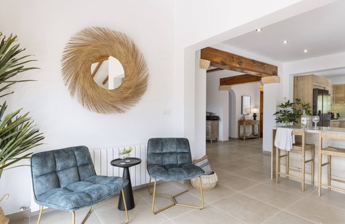 Ermita Villa | Casa Cora