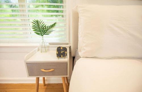 Douglas House | Casa Coral