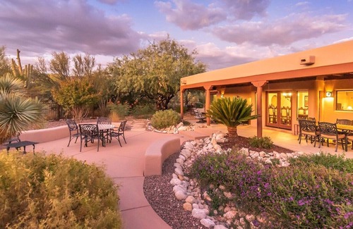 Tanque Verde House | Casa Coralina, Large Family Private Southwest Estate with heated pool, and Mountain views