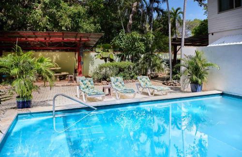 Playa Langosta Apartment | Casa Corona Del Mar Tamarindo