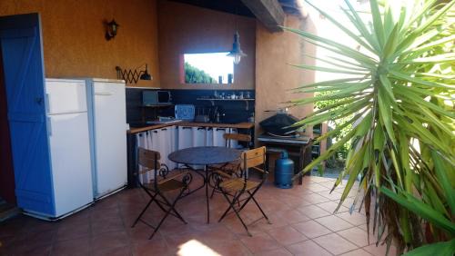 Cervione Bed & Breakfast | CASA-CORSA chambre d'hote