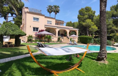 Serra Villa | Casa Cosy
