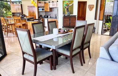 Manuel Antonio Villa | Casa Cristal, Great Ocean Views, Walk to the Beach