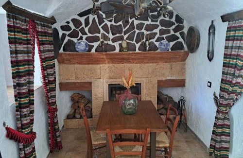 Cortes de Baza House | CASA CUEVA LOS HONORIOS