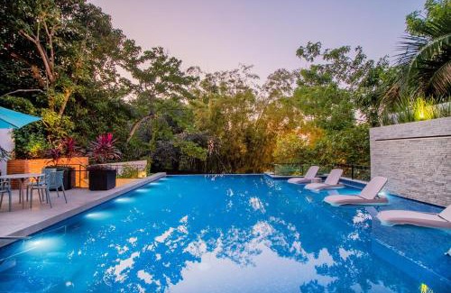 Conchas Chinas Apartment | Casa Curacao - Oceanview Condo in Conchas Chinas