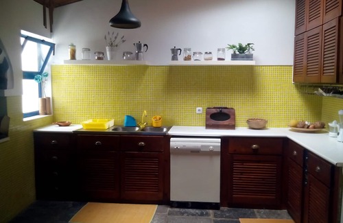 Ponta Delgada Cottage | Casa da Beira Mar - an ocean refuge (RRAL nº988)