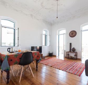 Lisbon Old Town Apartment | Casa da Bombarda