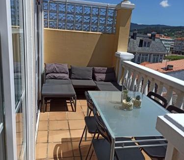 Cerdeira House | Casa da Costa - Piso con galería y terraza con vistas al mar