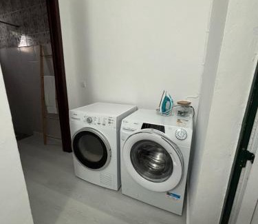 Praia da Vitoria Apartment | Casa da Praça II