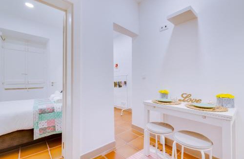 Santo Estevao Apartment | Casa da Saudade, a cozy apartment in Alfama