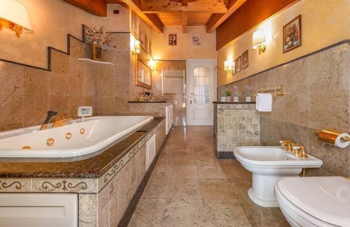 Pelucca - Villaggio Falck Apartment | Casa da Suite Maestosa
