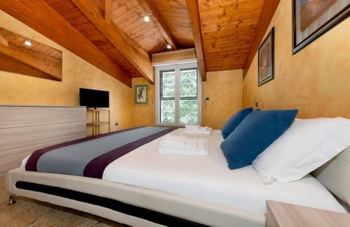 Pelucca - Villaggio Falck Apartment | Casa da Suite Maestosa
