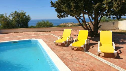 Albufeira Villa | Casa da Vigia - vila bouganvilia - V3 - in top of the beach with jacuzzi