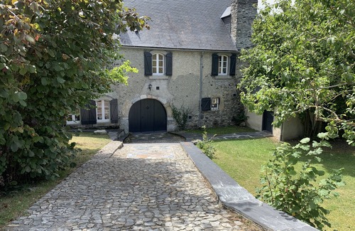 Guchan House | Casa Dartos: A large old village house, very quiet and cosy.