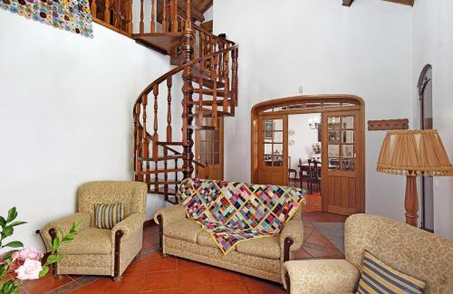 Porto Judeu House | Casa das Rosas