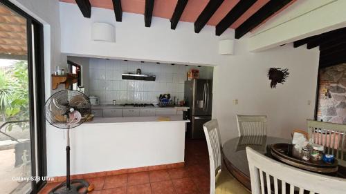Jiutepec House | Casa de 1 nivel con alberca en fraccionamiento las Fincas.