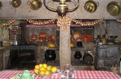 Ponte de Lima Cottage | Casa de Abbades for 4 people