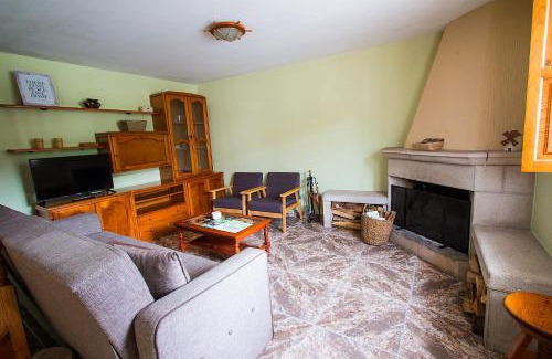 Puente Nuevo House | Casa de Aldea La Jaya II
