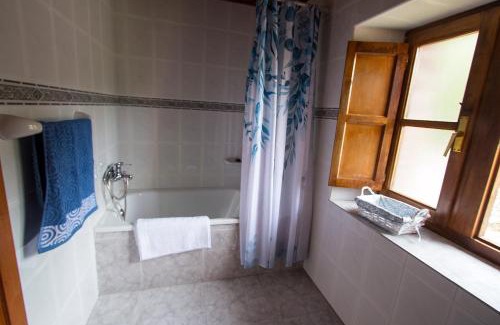 Puente Nuevo House | Casa de Aldea La Jaya I