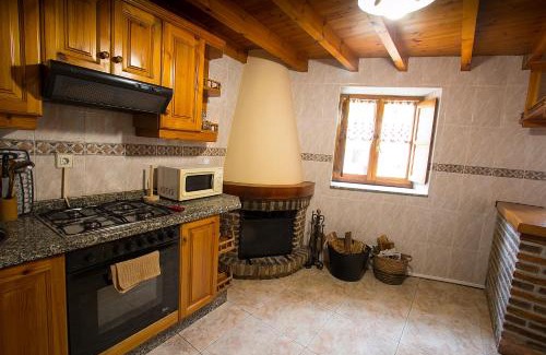 Puente Nuevo House | Casa de Aldea La Jaya I