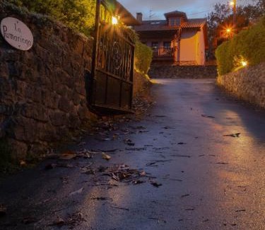 Caces Bed & Breakfast | Casa de Aldea La Pumariega