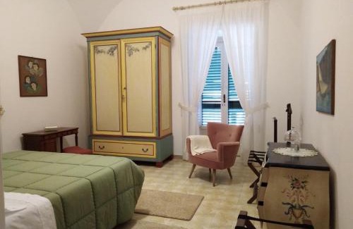 Sant'Agnello Apartment | Casa De Angelis Orange & Blue