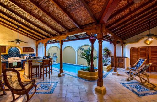Granada Villa | Casa de Arcos