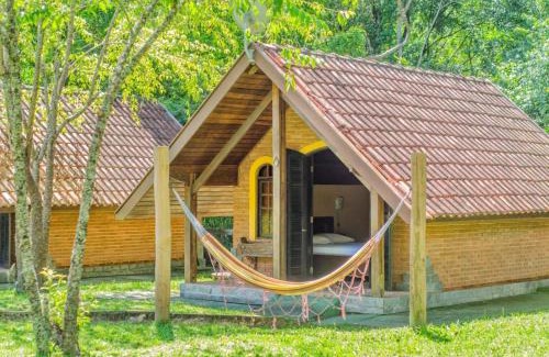 Santo Antonio do Pinhal Hotel | Casa de Barro - Chalés