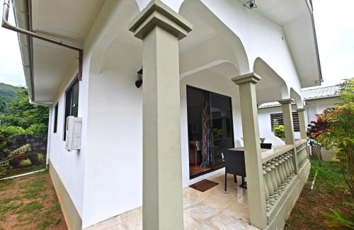 Mahe Island Apartment | Casa De Bella