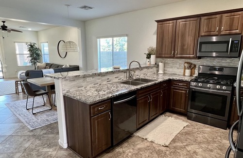 Circle Cross Ranch House | Casa de Cactus w/private pool and hot tub