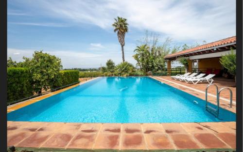 Carmona House | Casa de campo con piscina junto a Sevilla