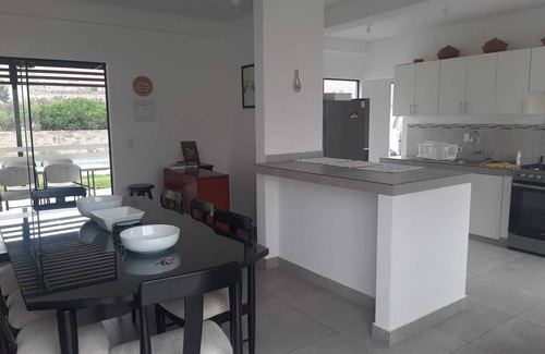 Pachacamac House | Casa de Campo con Piscina, parrilla y areas verdes, totalmente equipado