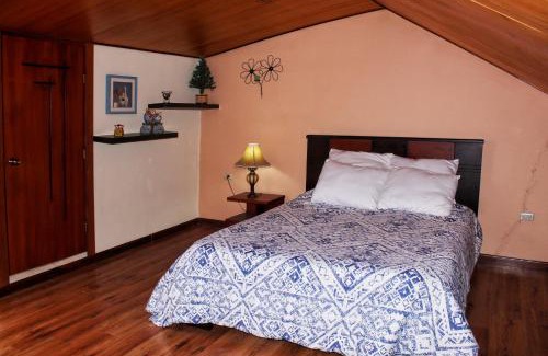 Cuenca Ski Chalet | Casa de campo La Valentina - CUENCA