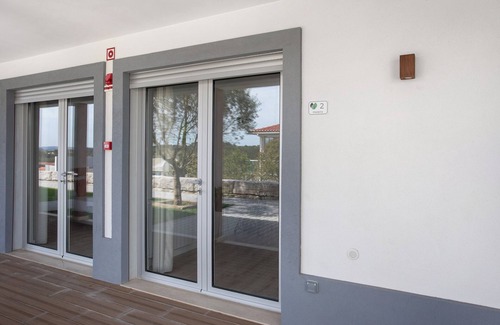 Famalicao Apartment | Casa de Campo "Quinta dos Raposos" - Suite Madeira