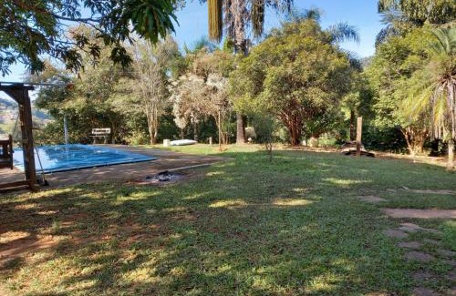 Lindoia House | Casa de campo serrana, alegre e com piscina