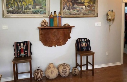 Pebble Creek Bed & Breakfast | Casa de Colores, a trip around the world in one weekend!