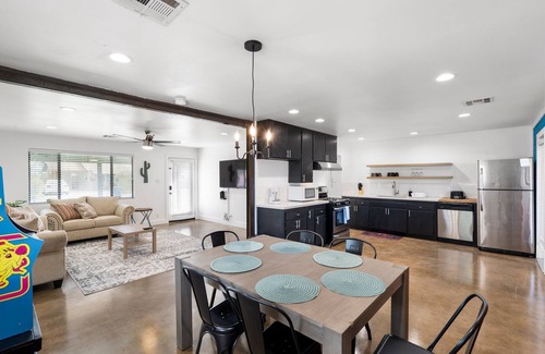 Tempe House | Casa De Coyote - ASU Central Tempe Pet Friendly