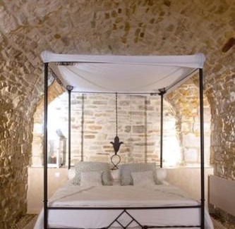 Vezenobres House | Casa de la félicita