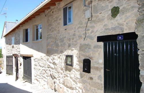 Sober House | Casa de las Flores Sober Ribeira Sacra