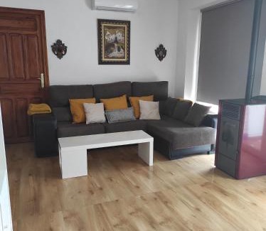Setenil de las Bodegas House | Casa de las Lanzas