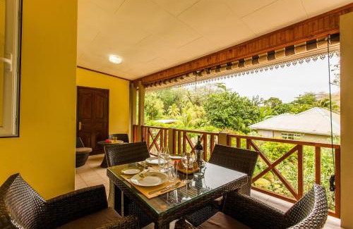 La Digue House | Casa De Leela Self Catering Guest House