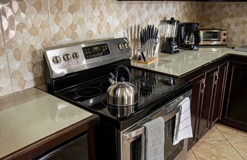 Piarco Apartment | Casa De Llewellyn